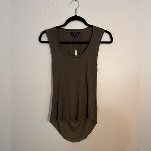 TROUVÉ Sleeveless Twist Back Drape Tank Top - Size XS